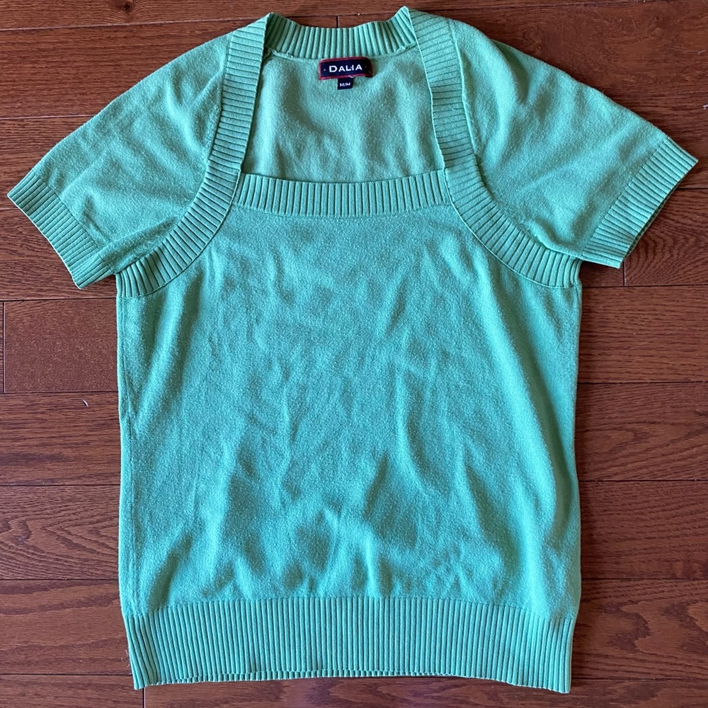 Dalia Green Women’s Sweater